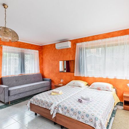 Apartments With A Parking Space Brsec, Opatija - 7796 Martina 客房 照片